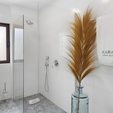 Villa Karat Salvaje